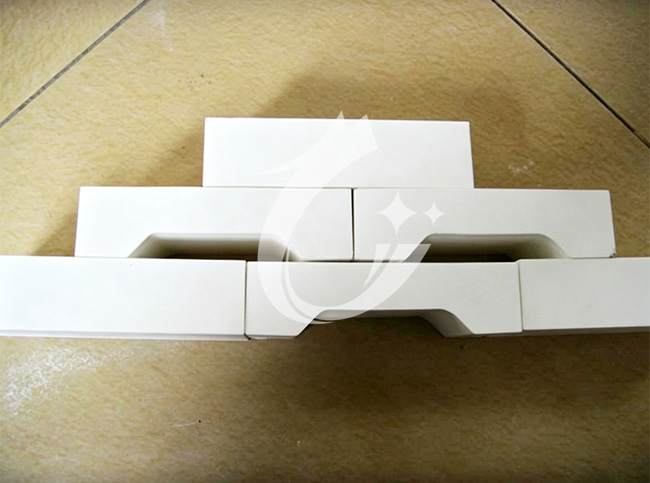 Alumina ceramic