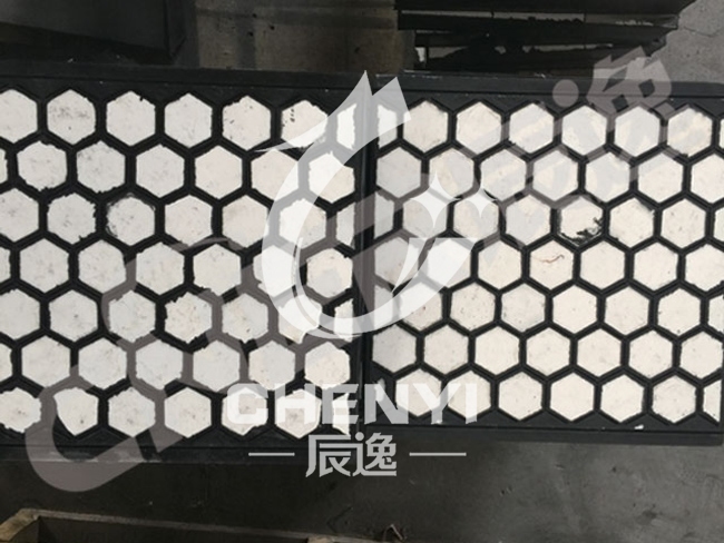 300×300×37 Hex liners