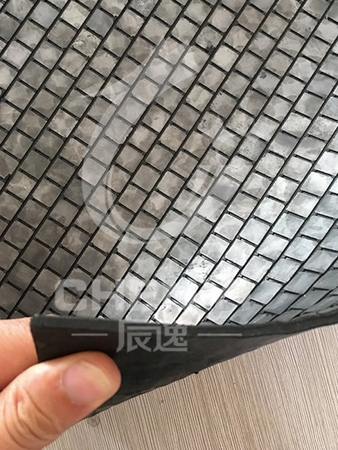 Rubber Ceramic Liner